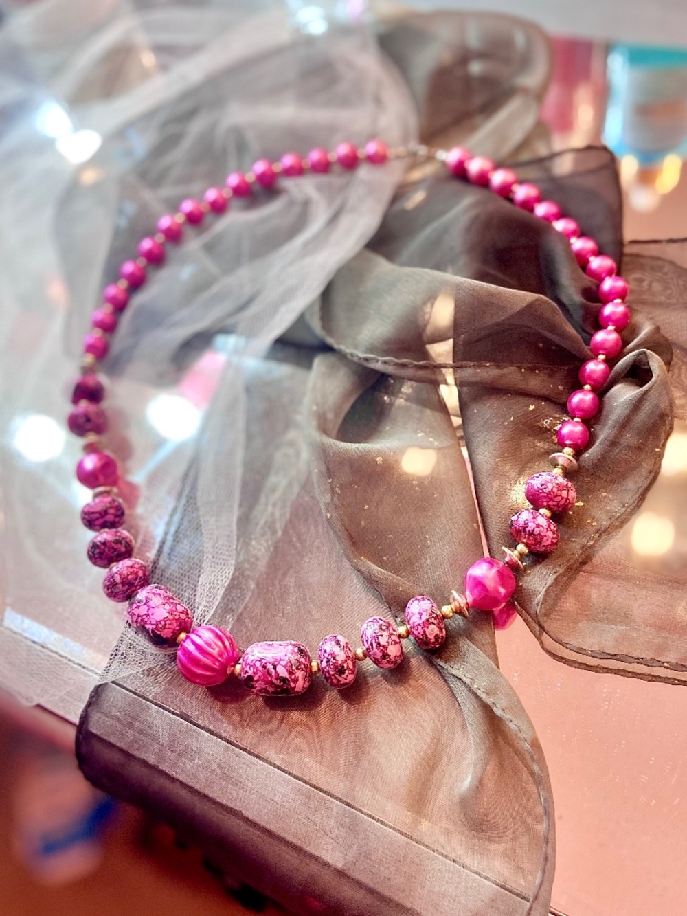 Vintage Hot Pink Marble Beaded Bubble Necklace Chunky Oversized Women’s Jewelry